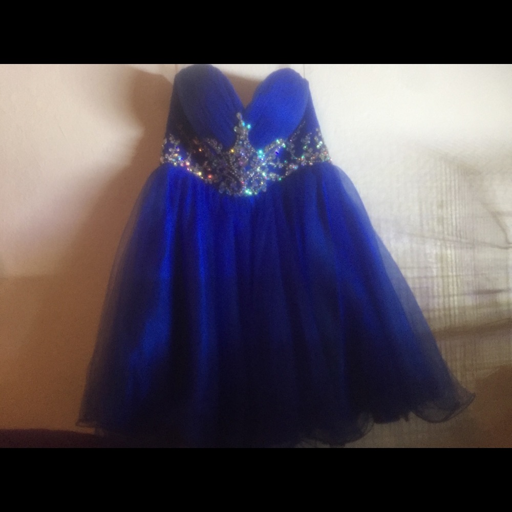 Royal blue prom dress💙